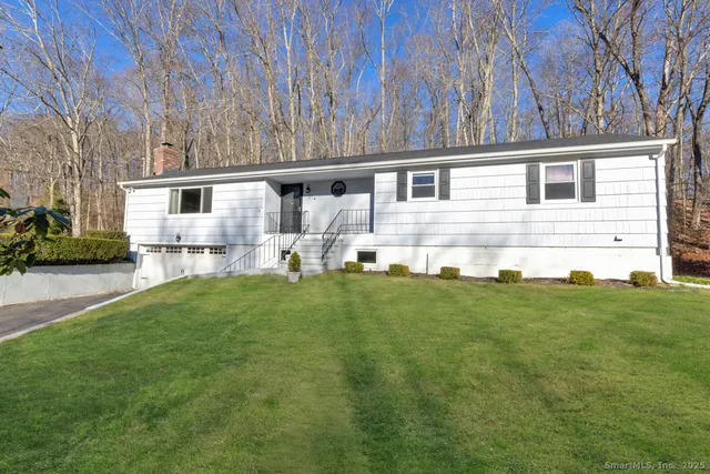 $429,900 | 214 Kelsey Hill Road, Deep River, CT 06417