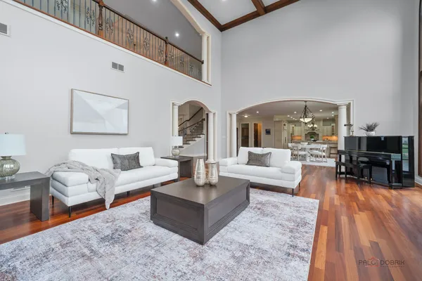 $2,550,000 | 435 Winfield Lane, Inverness, IL 60010