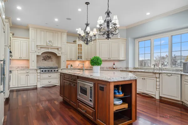 $2,550,000 | 435 Winfield Lane, Inverness, IL 60010