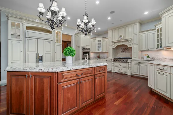 $2,550,000 | 435 Winfield Lane, Inverness, IL 60010