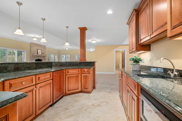 $2,550,000 | 435 Winfield Lane, Inverness, IL 60010