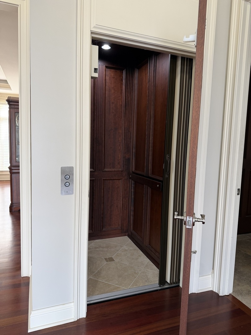 435 Winfield Lane Inverness, IL 60010 - Photo 56 of 73