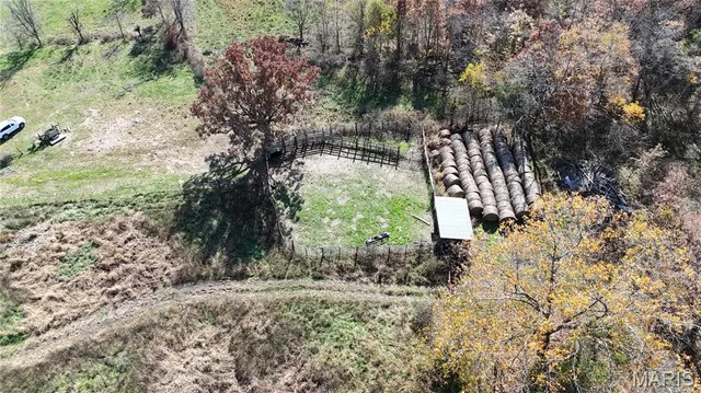 $900,000 | 700 County Road 700, Ellington, MO 63638