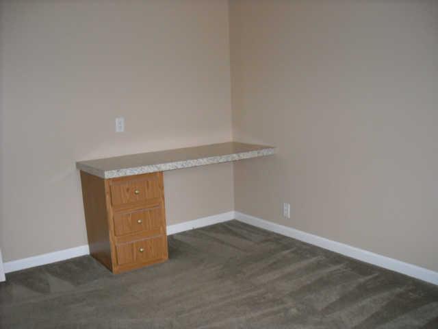 1008 Perry Road Chapmansboro, TN 37035 - Photo 16 of 20 Office