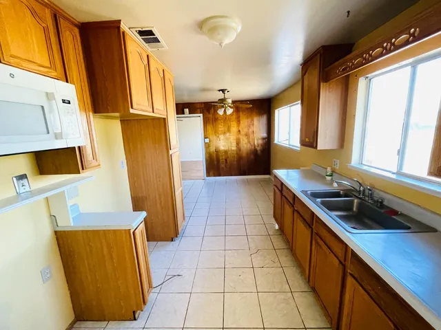 $399,000 | 624 Bowlen Drive, West Sacramento, CA 95605