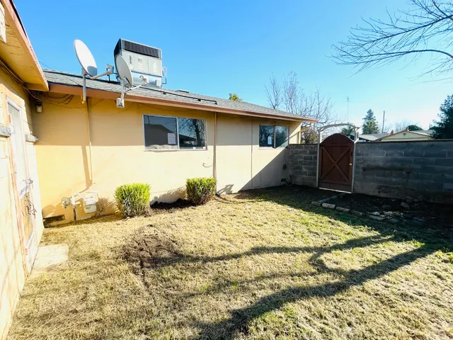 $399,000 | 624 Bowlen Drive, West Sacramento, CA 95605