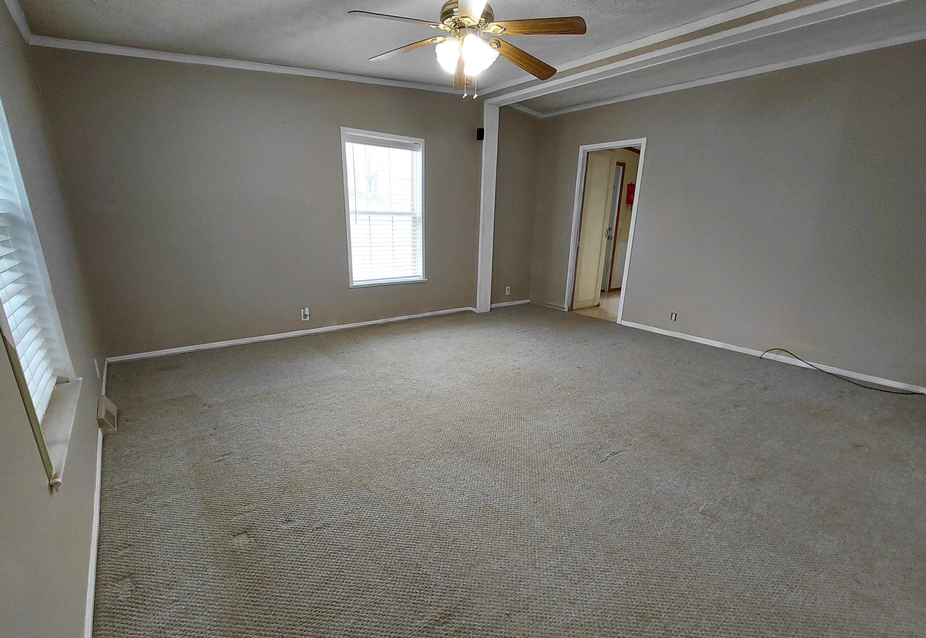 3022 Airport Road Danville, KY 40422 - Photo 22 of 42 family room