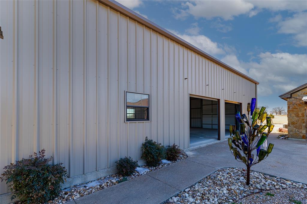 1433 County Road 1180 Decatur, TX 76234 - Photo 22 of 36