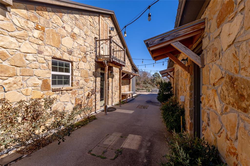 1433 County Road 1180 Decatur, TX 76234 - Photo 31 of 36