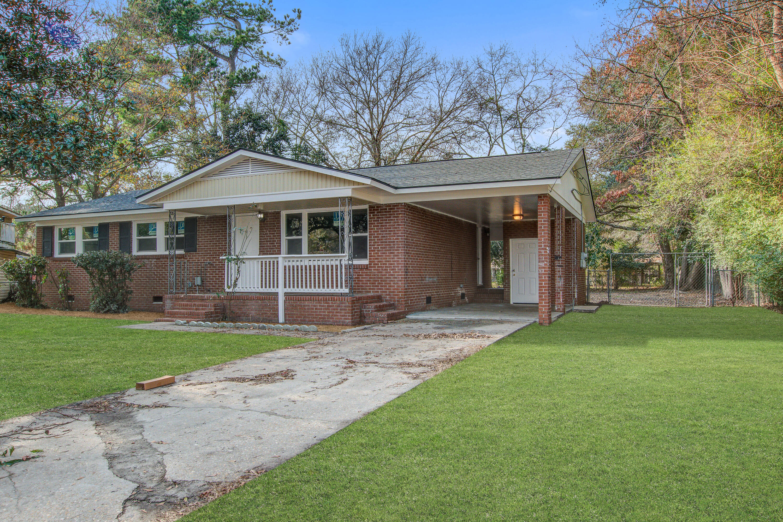 1 Fanwood Road Goose Creek, SC 29445 - Photo 2 of 25 1 Fanwood (1)