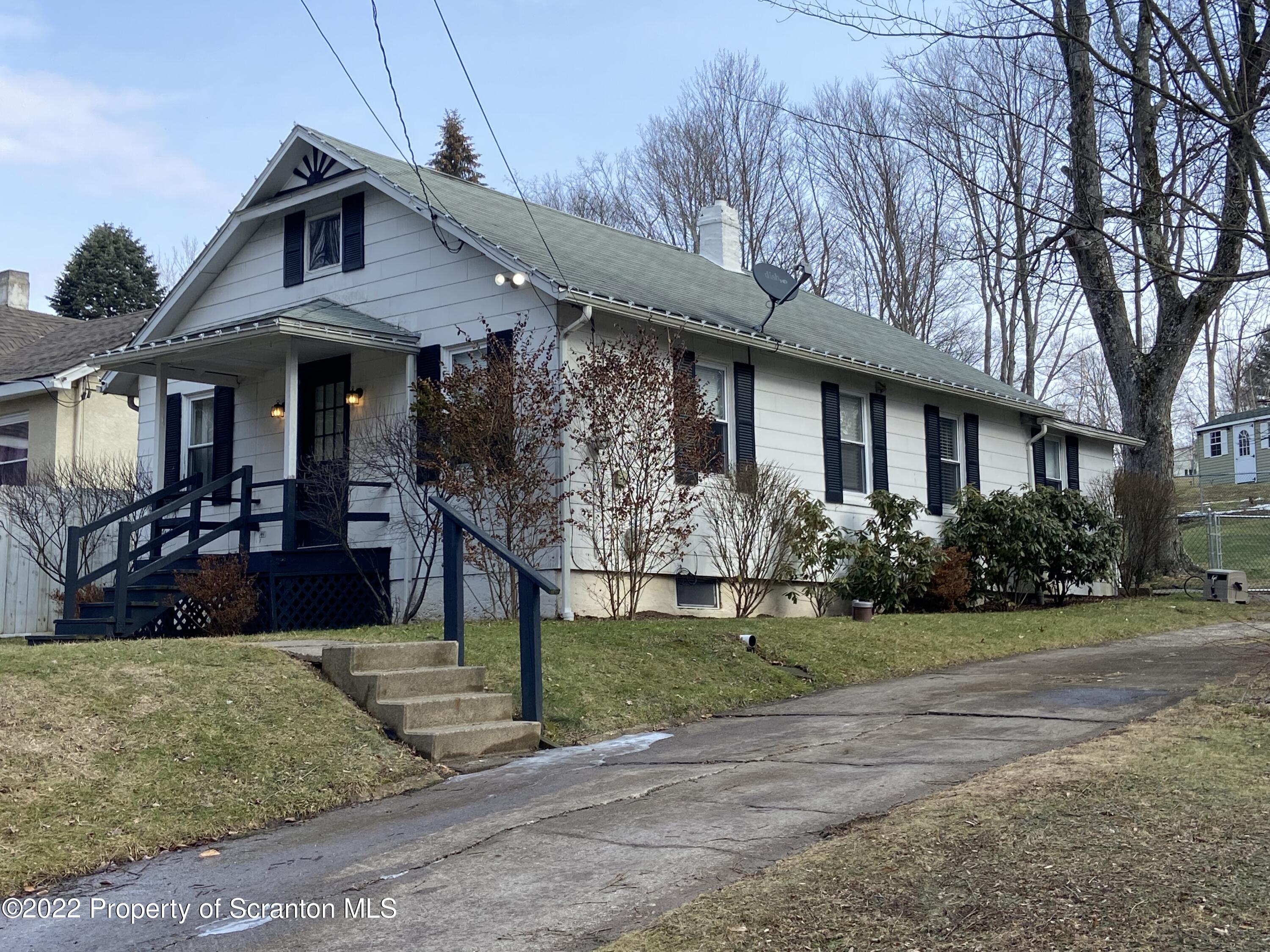 410 Willowbrook Road Clarks Summit, PA 18411 - Photo 3 of 26 Gallery Image 3