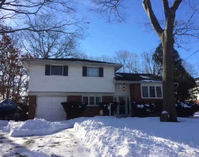 22 Radcliffe Road Commack, NY 11725 - Photo 1 of 1 Gallery Image 1