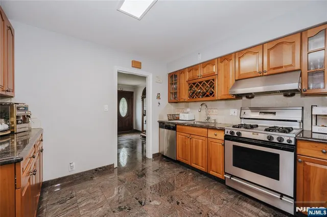 $4,200 | 64 Orchard Drive, Clifton, NJ 07012