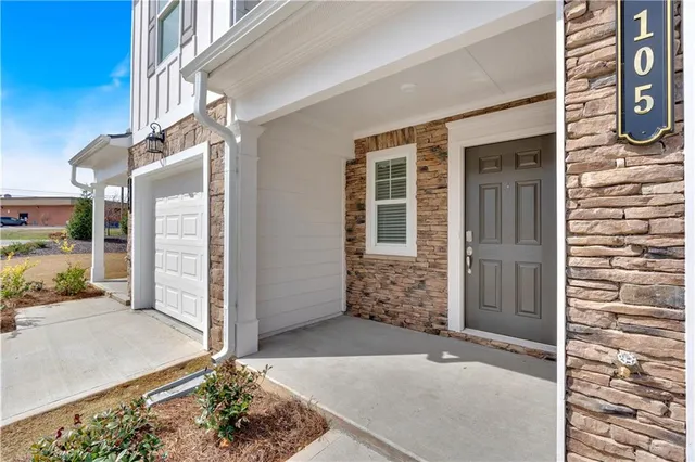 $279,990 | 105 Village Green Drive, Adairsville, GA 30103