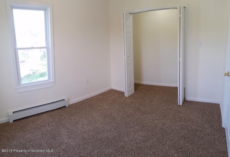 822 Walnut Street Avoca, PA 18641 - Photo 14 of 15 Gallery Image 14