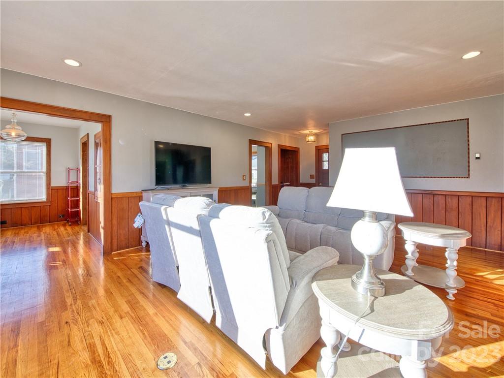74 Rhoda Street Canton, NC 28716 - Photo 14 of 34 Gallery Image 14