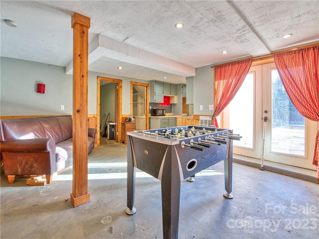 74 Rhoda Street Canton, NC 28716 - Photo 27 of 34 Gallery Image 27