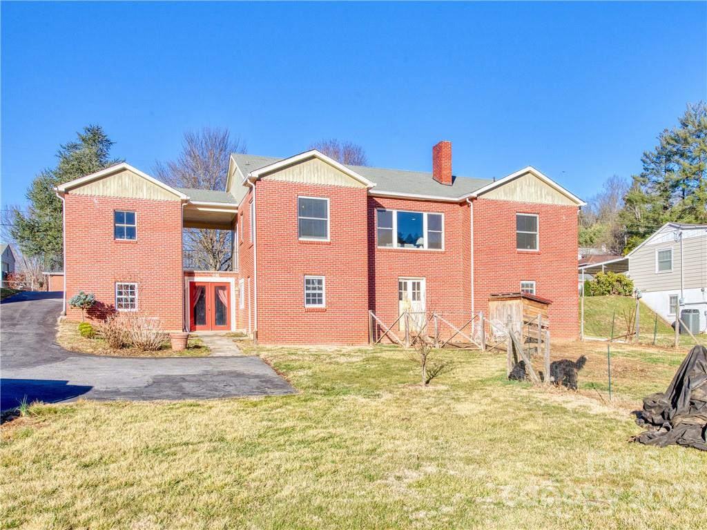 74 Rhoda Street Canton, NC 28716 - Photo 4 of 34 Gallery Image 4