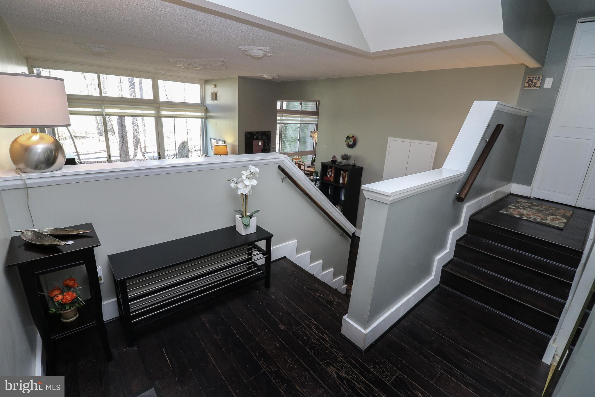 2114 Green Watch Way, Unit 101 Reston, VA 20191 - Photo 7 of 29 Entryway