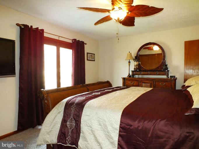 2914 Hoffman Mill Road Hampstead, MD 21074 - Photo 10 of 26 Bedroom (Master)