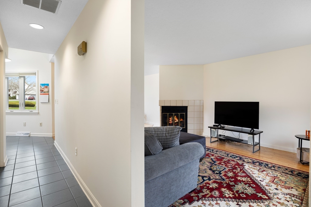 8 Baldwin Lane, Unit 8 Amherst, MA 01002 - Photo 15 of 40