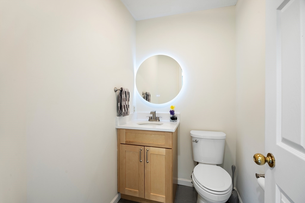 8 Baldwin Lane, Unit 8 Amherst, MA 01002 - Photo 22 of 40