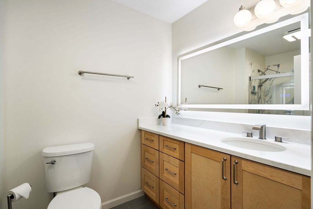 8 Baldwin Lane, Unit 8 Amherst, MA 01002 - Photo 25 of 40