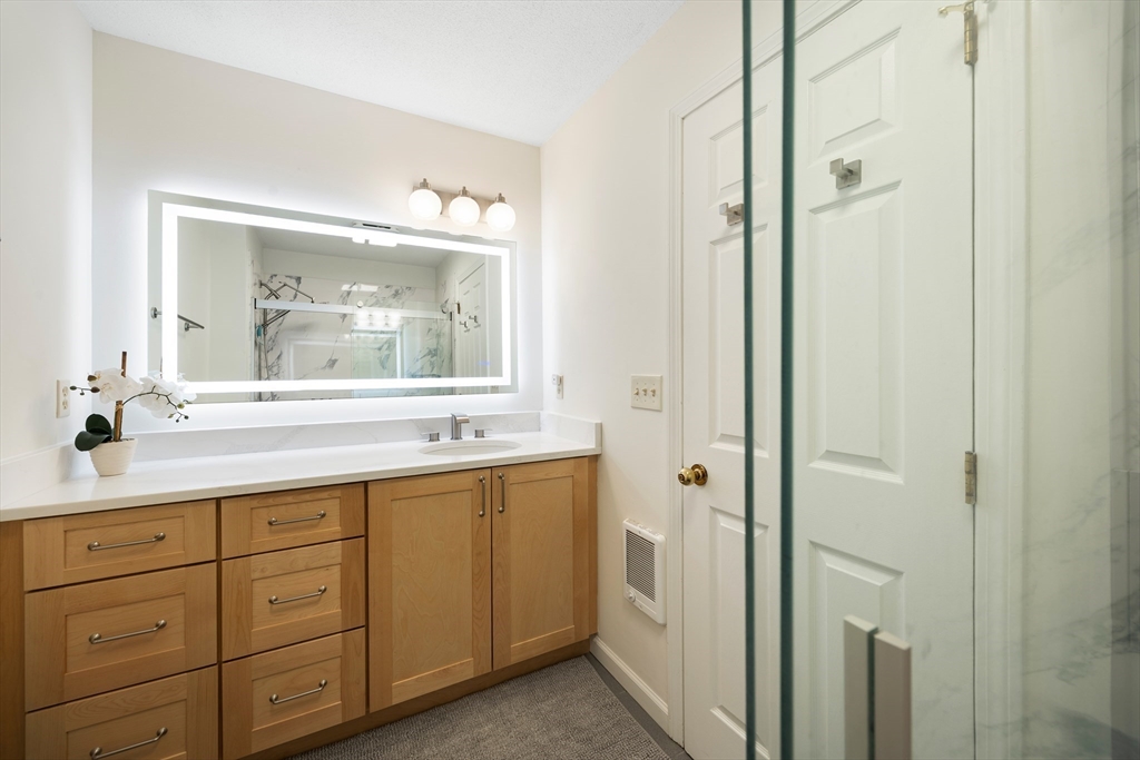 8 Baldwin Lane, Unit 8 Amherst, MA 01002 - Photo 27 of 40