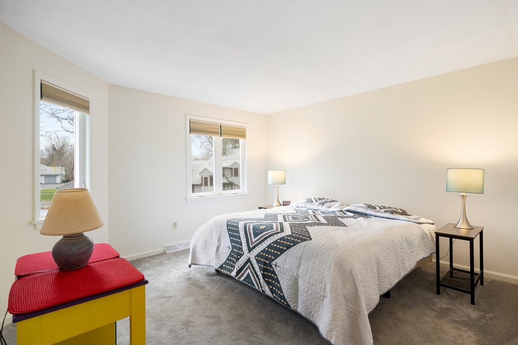 8 Baldwin Lane, Unit 8 Amherst, MA 01002 - Photo 29 of 40