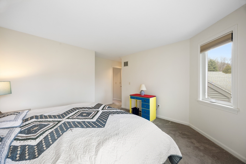 8 Baldwin Lane, Unit 8 Amherst, MA 01002 - Photo 31 of 40