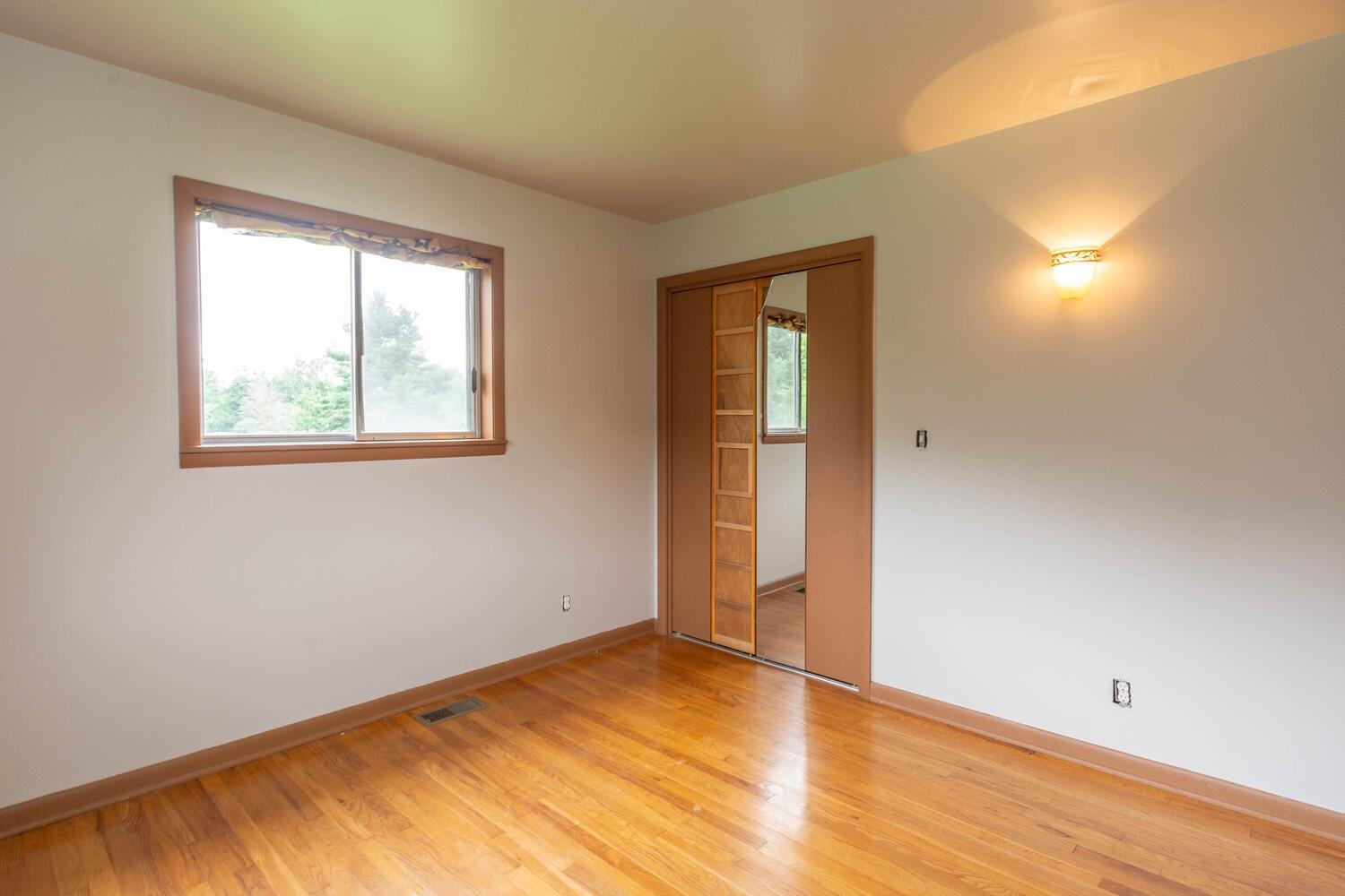 7161 Newark Road Solsberry, IN 47459 - Photo 14 of 31