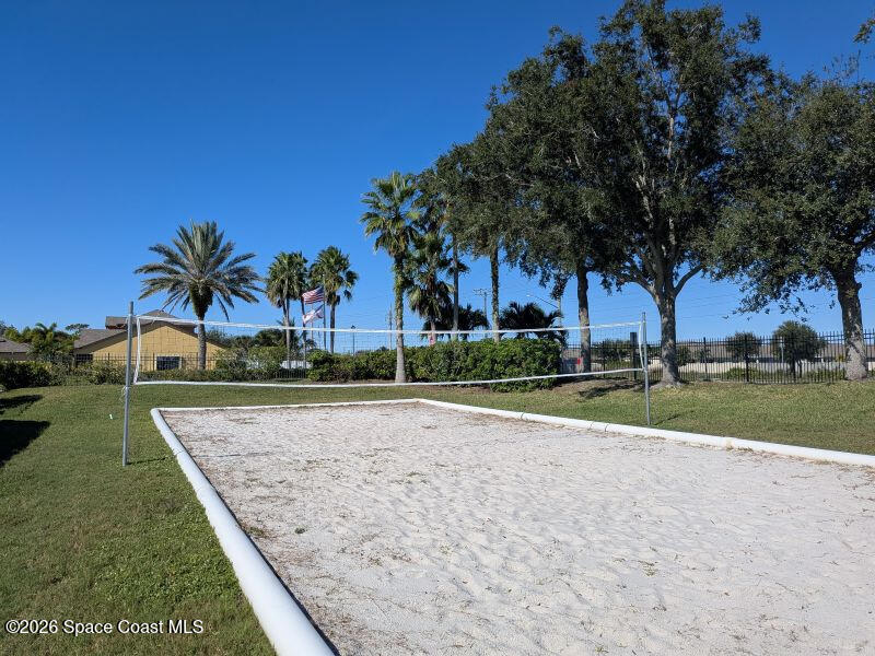 4530 Radiant Way, Unit 101 Melbourne, FL 32901 - Photo 21 of 26 a view of a garden