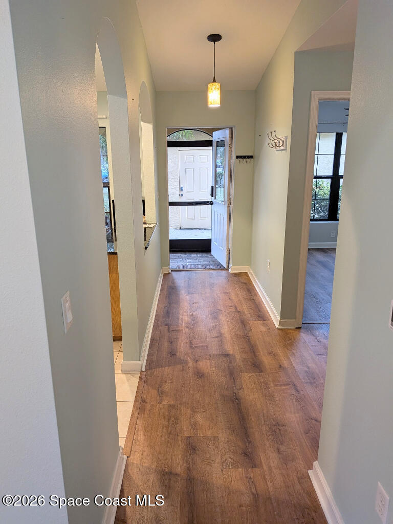 4530 Radiant Way, Unit 101 Melbourne, FL 32901 - Photo 23 of 26 a view of hallway with a hallway