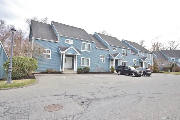 $340,000 | 201 Bentley Court, Brewster, NY 10509