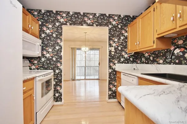 $340,000 | 201 Bentley Court, Brewster, NY 10509