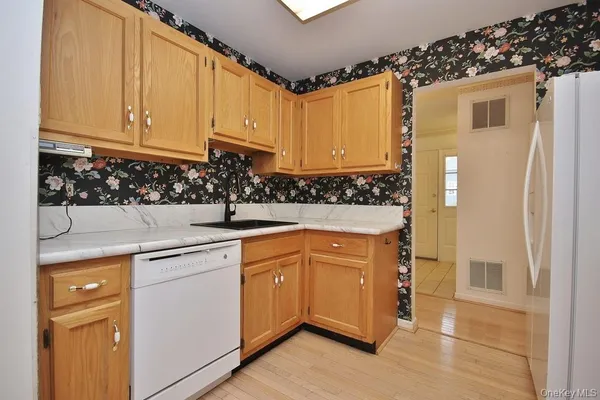 $340,000 | 201 Bentley Court, Brewster, NY 10509