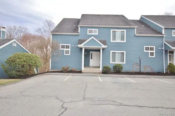 $340,000 | 201 Bentley Court, Brewster, NY 10509