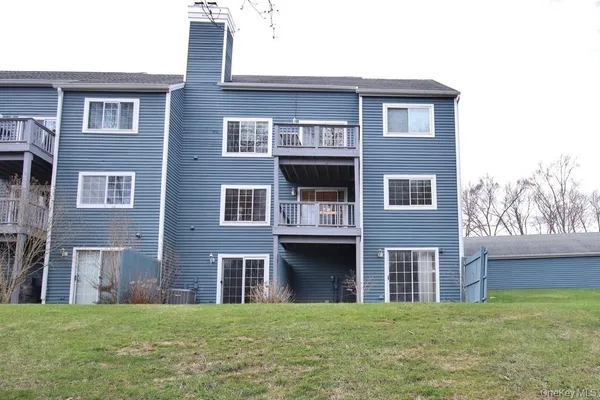 $340,000 | 201 Bentley Court, Brewster, NY 10509