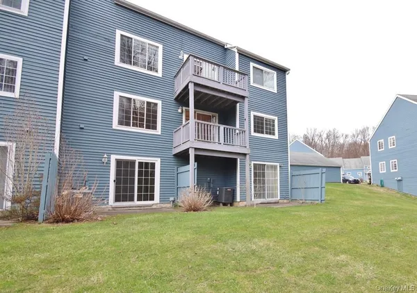 $340,000 | 201 Bentley Court, Brewster, NY 10509