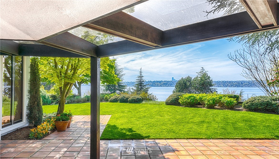 1137 Evergreen Point Road Medina, WA 98039 - Photo 12 of 18