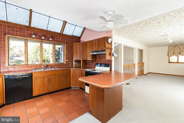 59 Seminary Farm Road Lutherville-Timonium, MD 21093 - Photo 13 of 30 Kitchen