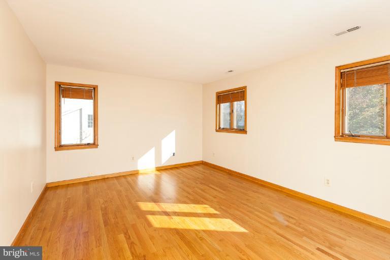 59 Seminary Farm Road Lutherville-Timonium, MD 21093 - Photo 23 of 30 Bedroom
