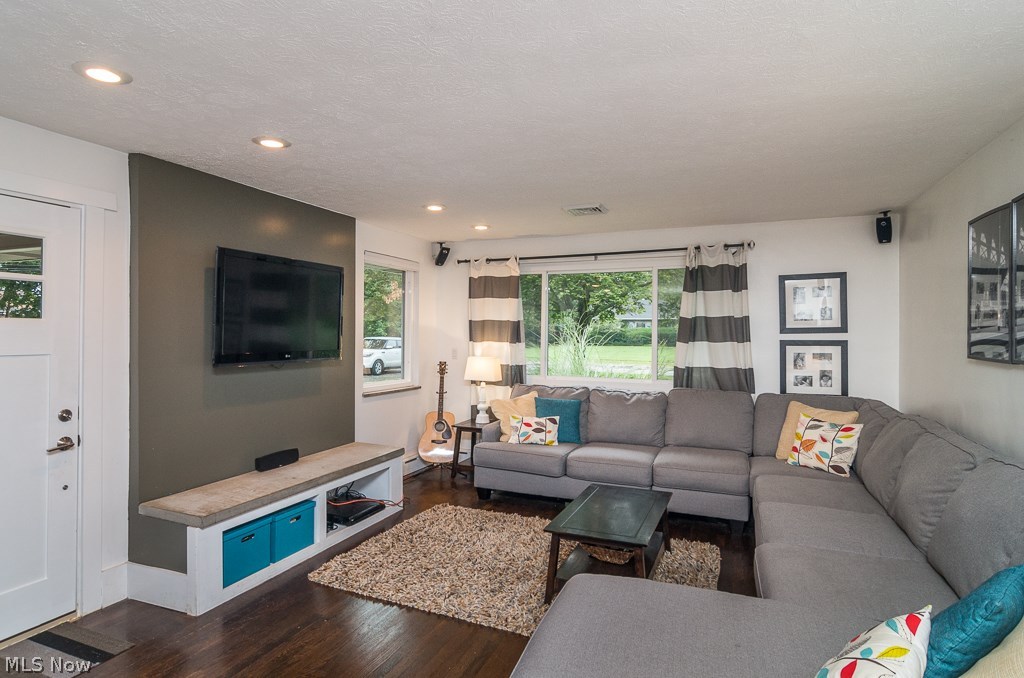 7304 Stone Road Independence, OH 44131 - Photo 2 of 25 Gallery Image 2