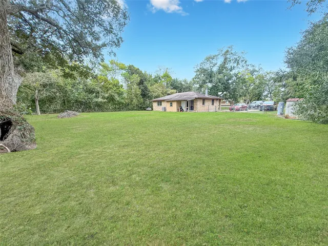 a house view with a outdoor space