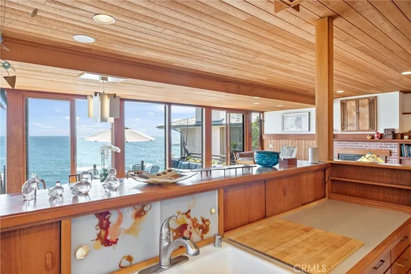 a large kitchen with lots of counter top space