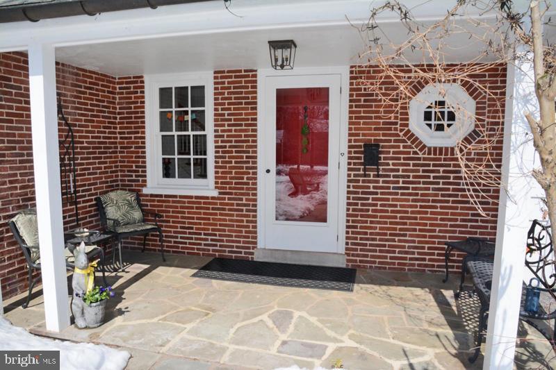 1319 Hillcrest Road Lancaster, PA 17603 - Photo 3 of 50 Gallery Image 3