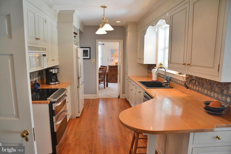 1319 Hillcrest Road Lancaster, PA 17603 - Photo 29 of 50 Gallery Image 29