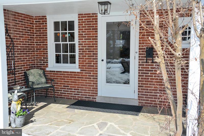 1319 Hillcrest Road Lancaster, PA 17603 - Photo 4 of 50 Gallery Image 4