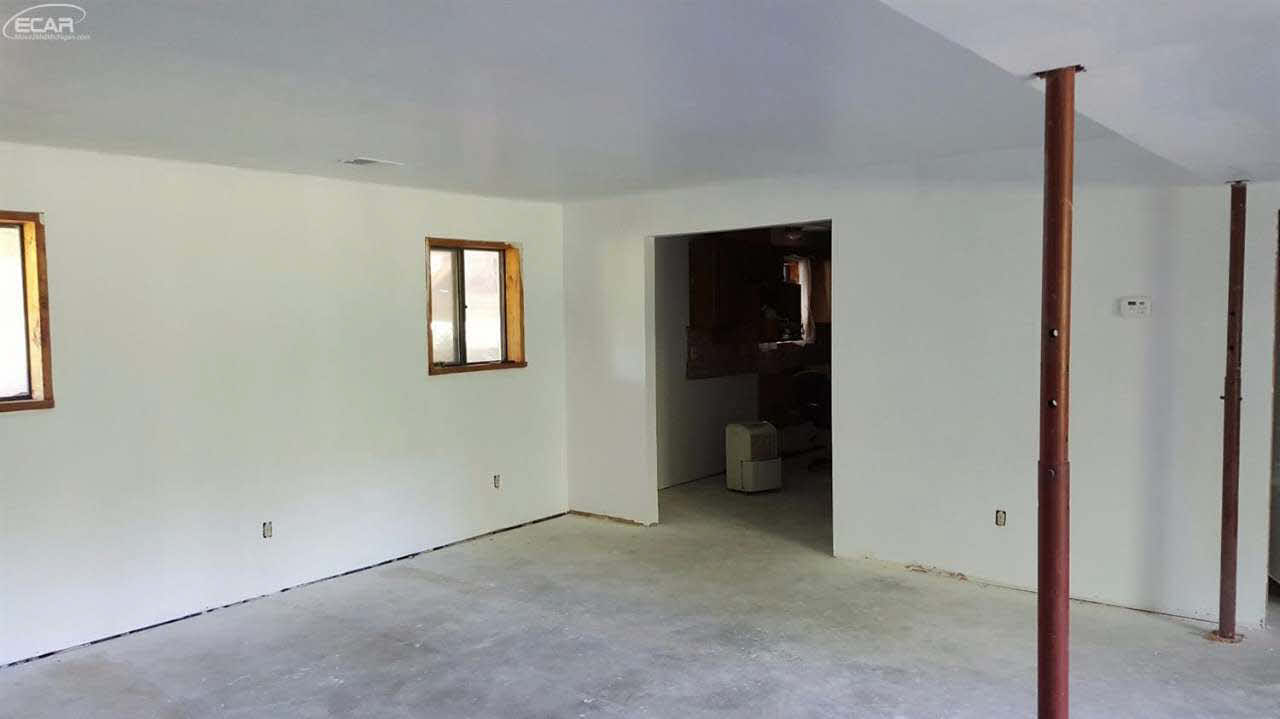 7630 Birch Run Road Millington, MI 48746 - Photo 27 of 33 21202857-26.JPG