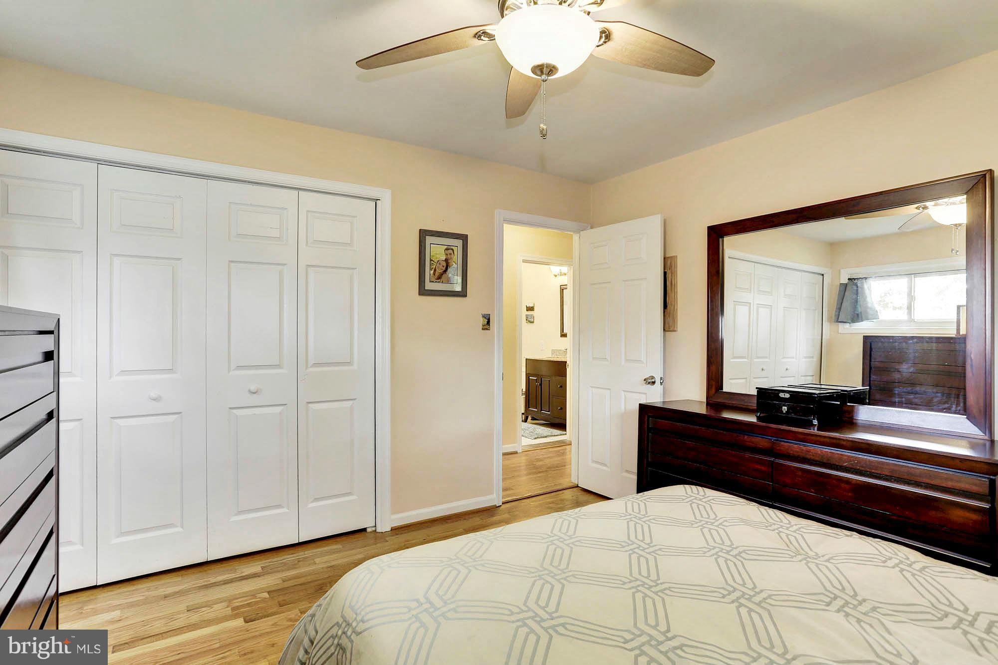 402 Mercer Road Rockville, MD 20852 - Photo 15 of 29 Bedroom (Master)